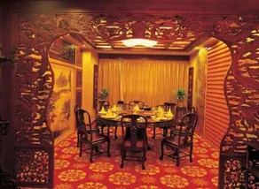 Kingwing Hotel - Image 2