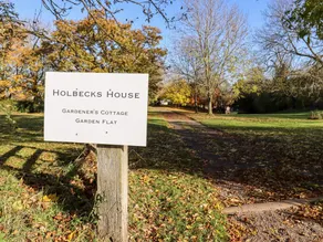 Gardener's Cottage - Image 5