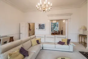 The Patrick Kavanagh Suite - hiphipstay - Image 4