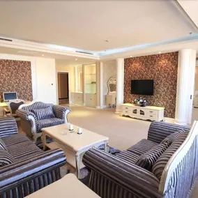 Ke Guan International Hotel (Chengde Pingquan Central Square Branch) - Image 3