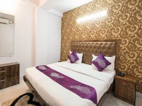 Hotel Manan Residency - Image 2