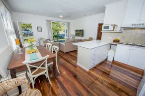 Bluey's Beach House - Fingal Bay - Image 2