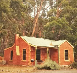 Heatherlie Cottages Halls Gap - Image 5