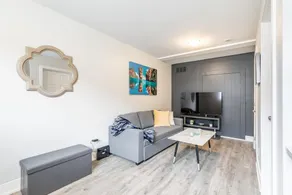 1BR Boutique Apt - Within DT Hamilton - Image 2