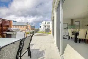 Villa Moyne - located in a quiet cul de sac and designed for beach families - Image 4