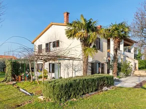 Elegant Apartment in Labin with Terrace - Image 3