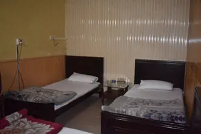 New Comfort Inn - Image 4