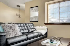Charming Studio Heart of RiNo District - Image 3