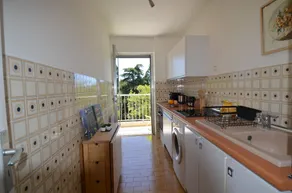 Large studio 4 persons with balcony Valrose district in Nice - Image 2