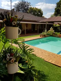 Aandbloem Guest House - Image 4