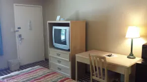 Days Inn by Wyndham Attalla - Image 2