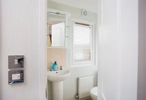 2-bed Cottage With Hot Tub at Loch Achilty, Nc500 - Image 3