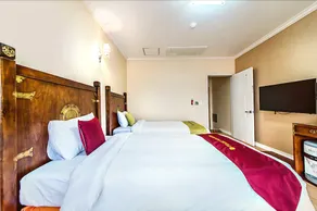 Pearly Plus Hotel - Image 5