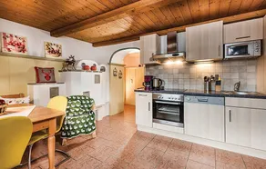 Stunning Apartment in Dorfgastein With 2 Bedrooms and Internet - Image 5