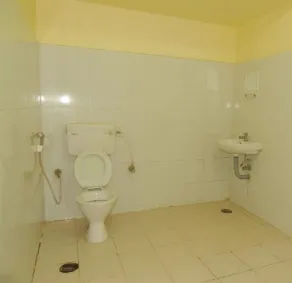 Hotel Ashoka - Image 2
