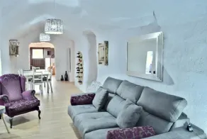 Cuevas Helena - Image 2