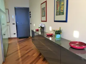 House Rouge - Image 4