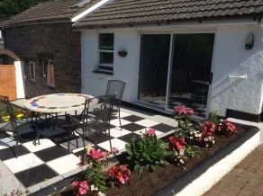 Charming 3-bed Cottage Exmoor Near Barnstaple - Image 2