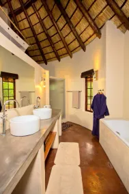 Casart Game Lodge - Image 2