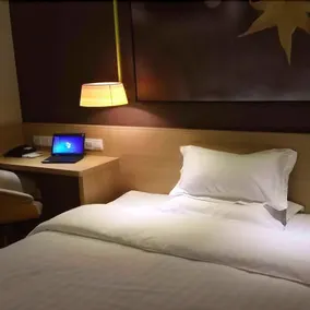 7 Days Inn (Wulong City Plaza) - Image 5