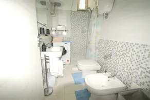 Apartment In Residence With Pool - Image 2