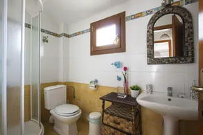 Andy's Place, Amazing Sea View - Image 4