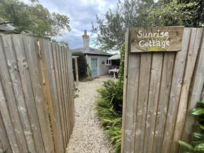 Stunning 1-bed Cottage With Hot Tub in Ross-on-wye - Image 3