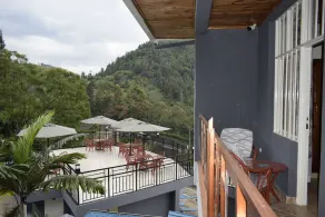 Kivu Peace View Hotel - Image 3