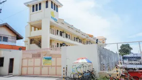 RedDoorz Plus near Talisay Town Center - Image 5