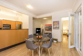 Redfern 2 bedroom 2 Bathroom Apt With Netflix - Image 3