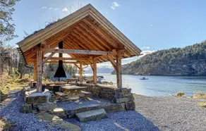 Awesome Home in Tørvikbygd With 5 Bedrooms - Image 2