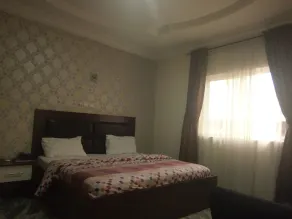 Assie Hotel - Image 4