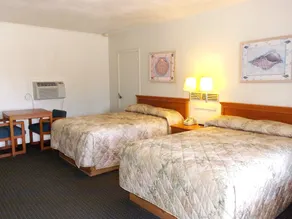 Hilton Motel - Image 5
