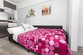 Applewood Suites - The CasaDupont - Image 3