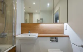 2 bed 2 Bath Greenwich Apart. - London - Image 4