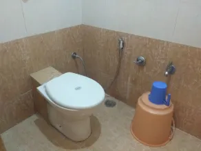 Hotel Orange Leaf - Image 5