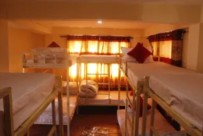 Mountain Backpackers Hostel - Image 2