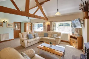 Host Stay Swift in Newton-on-rawcliffe - Image 3