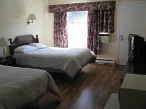 Prospect Inn - Image 5