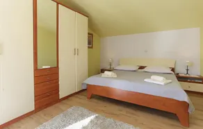 Nice Home in Donja Ostrvica With Wifi and 3 Bedrooms - Image 2