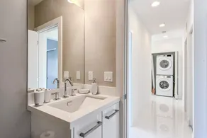 Luxe 4br W/ Pool & Chef's Kitchen - Walk To Beach 4 Bedroom Townhouse - Image 2