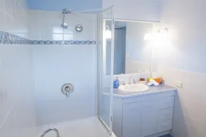 Ruskin House - Image 3