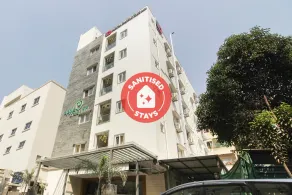 Apple Tree Inn by OYO Rooms - Image 3