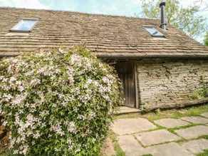 Llangain Farmhouse - Image 4