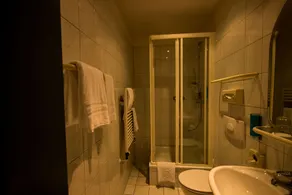 City Hotel Valois - Image 3
