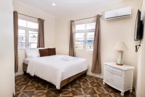 Mariner Suites - Image 2