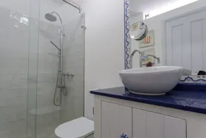 Beautiful aparment in frontsea - Image 5