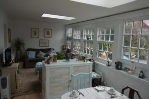Seashore Cottage - Image 4