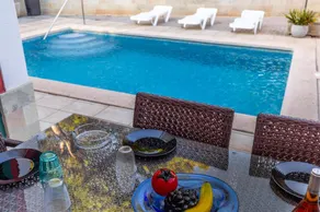 Ferienhaus mit Garten, Terrasse und Grill | Bergblick - Image 3