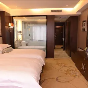 X Hotel - Image 5